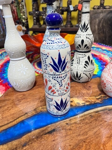 Talavera Tequila Bottle Set – Handcrafted Elegance with Matching Shot Glasses